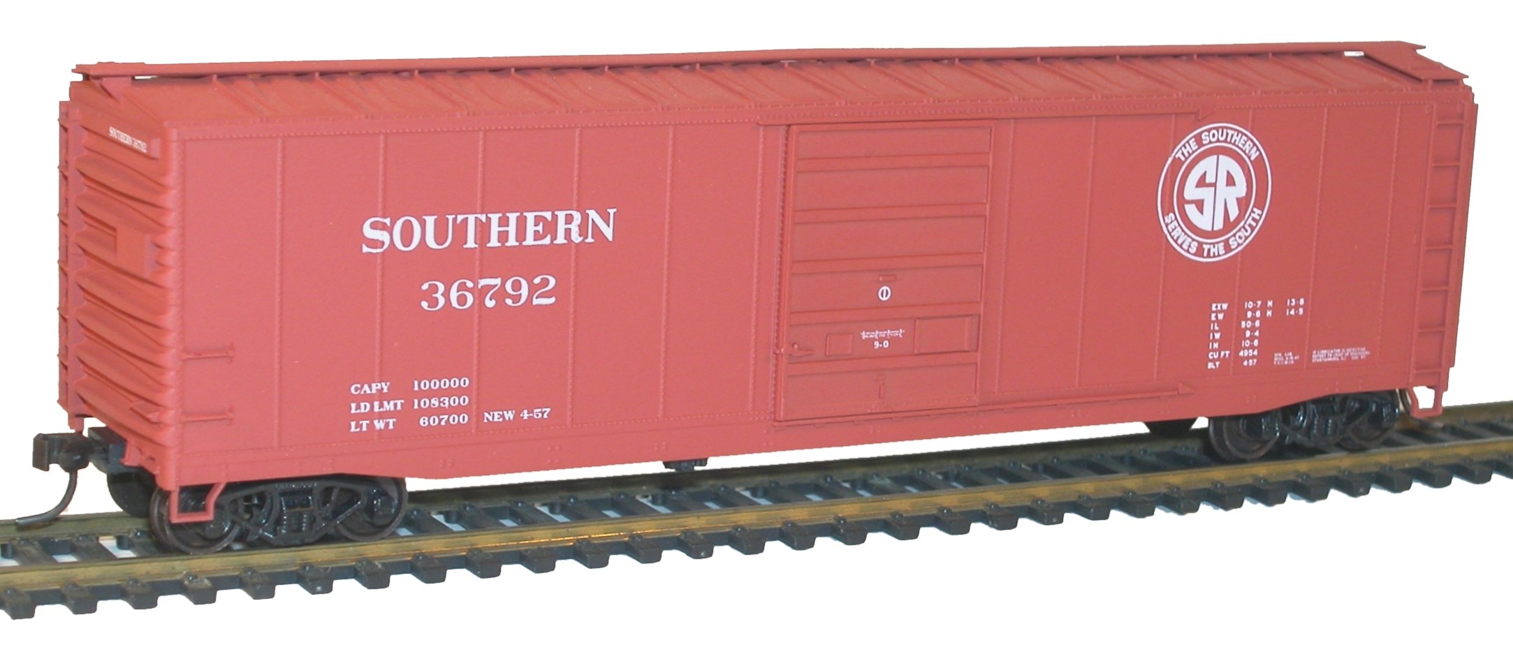 Accurail HO #5898 50' Welded PD Box DATA MIN RED 